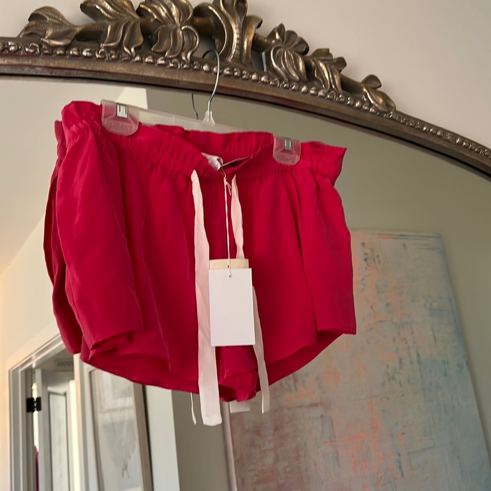 Wilfred 100% silk short new with tags